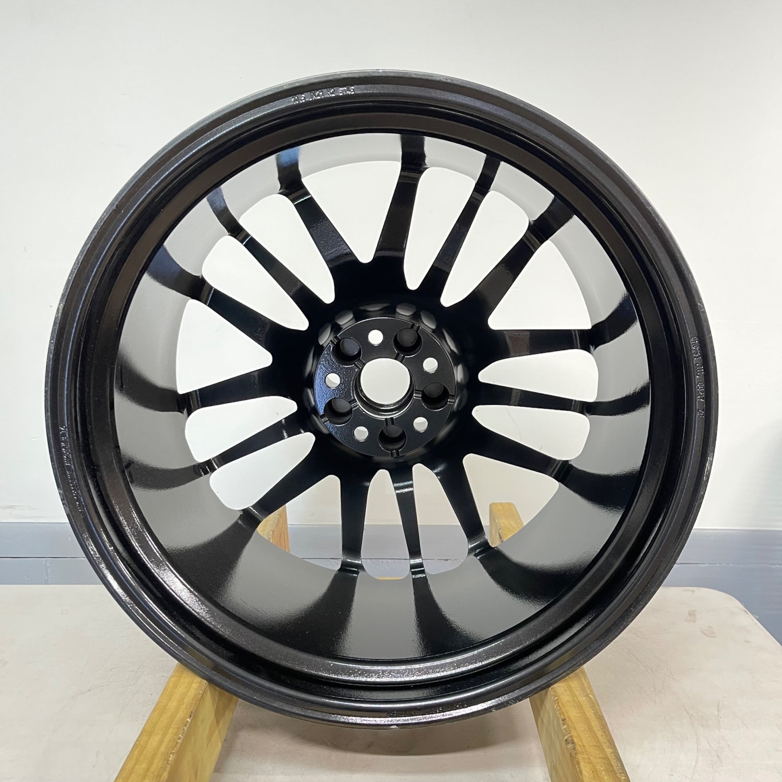 Maserati Ghibli Rear Inner Wheel P/N 670011859