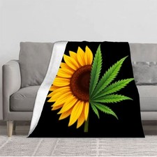 Durable Soft Flannel Blanket - Cozy Sunflower Design with Bright Petals