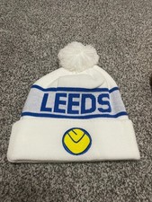 Leeds United Bobble Hat  - White Smiley