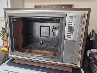 Rare 1978 Sony Trinitron KV-2141R 21 inch CRT TV Shell