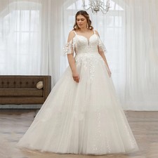 Plus Size Sparkly Wedding DressesSpaghetti Straps Boho Lace Applique Bride Gowns