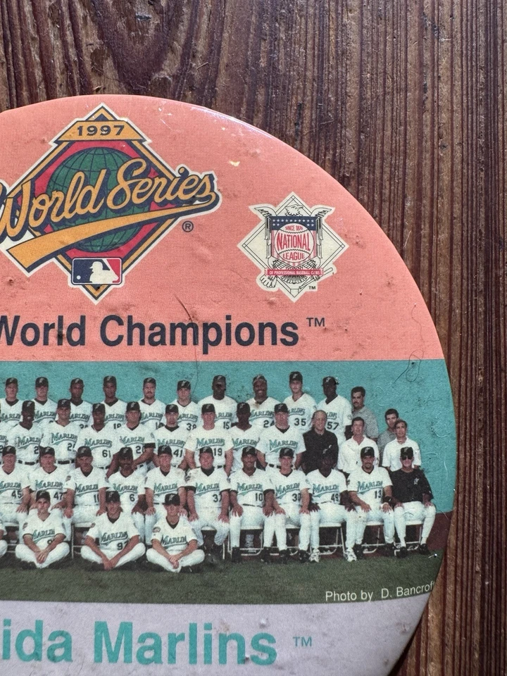 6'' FLORIDA MARLINS 1997 World Series Champions Large Pin Button #8780 of 30,000 - Image 4 of 4