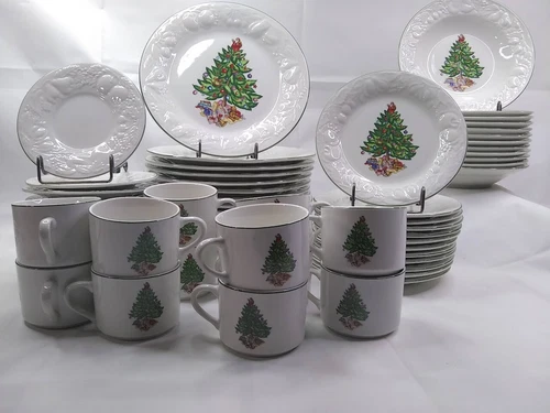 Tabletops Unlimited Christmas Time 59 pieces
