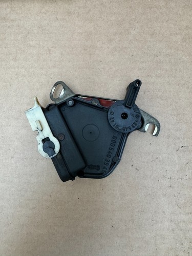 Mercedes 201 190e 124 Auto Gear Box Inhibitor Switch 0005403945 e10024 - Picture 2 of 2