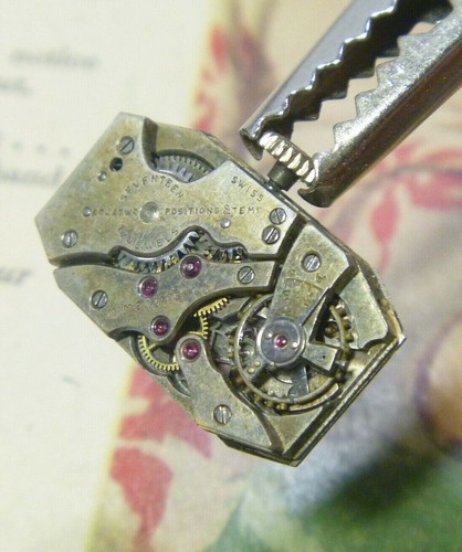 RARE 1920s MIMO by Girard-Perregaux 17 Jewels - 2 Adjustments - TICKS! - Picture 3 of 7