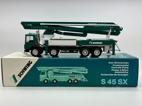CONRAD Modelle I SCHWING S45 SX Betonpumpe auf MACK (1:50) - Bild 9 von 9