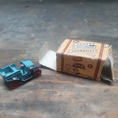 Charbens Miniatur blau Oldtimer verpackt