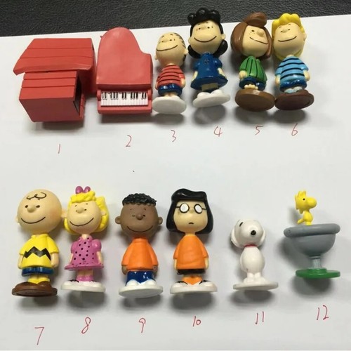 Miniso Kawaii Nuevo 12 Piezas Snoopy Snoopy Marrón Pastel Muñeca Adorno Decoración - Imagen 8 de 24