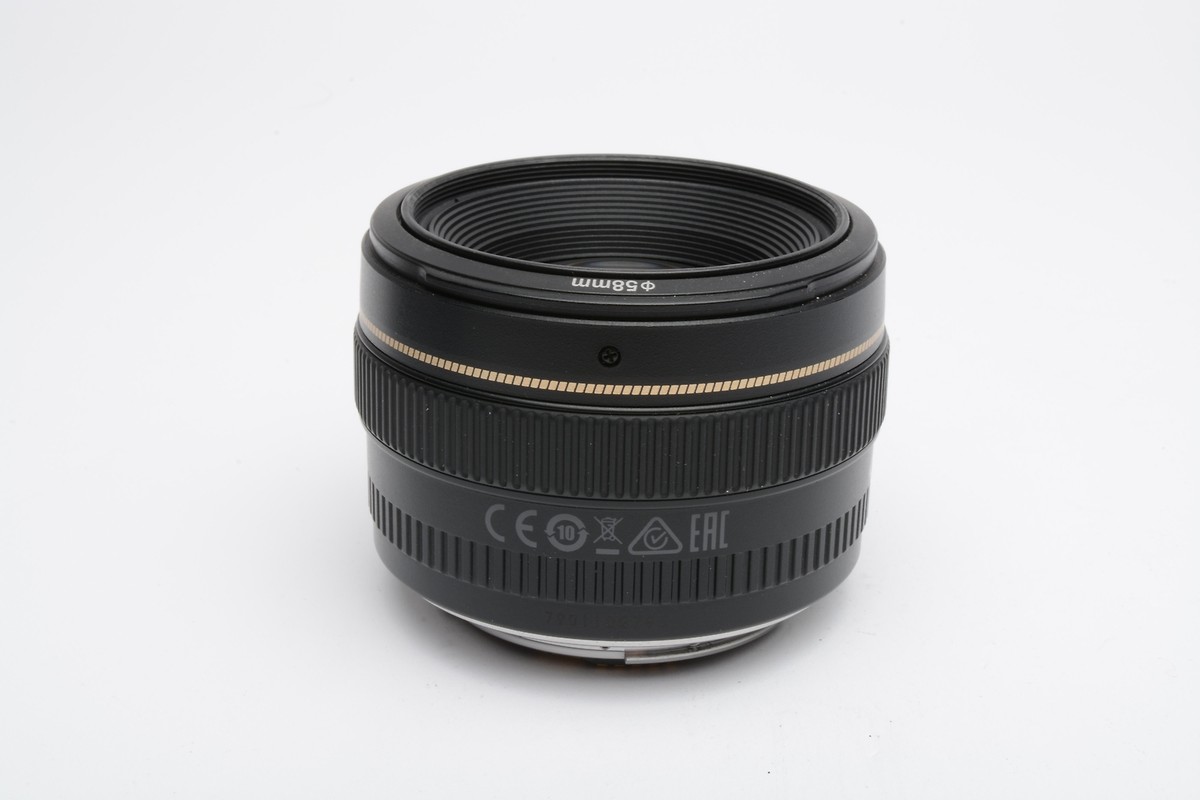 Canon EF 50mm f1.4 USM lens, caps, nice & clean, very sharp Canon EF 50mm f1.4 USM lens, caps, nice & clean, very sharp