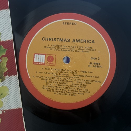 RARE 1ST EDITION Christmas America VINYL NM CONDITION LP - Picture 7 of 7