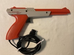 Nintendo NES-101 Original Top Loader Console Cords Controllers Gun Four Score ++