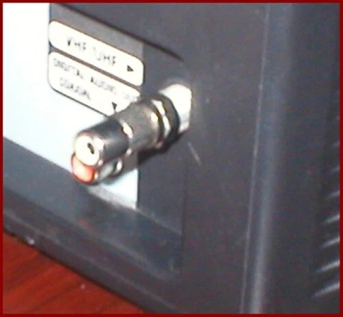 Cable de video RCA de 6 pies y adaptador de TV coaxial RF para el sistema Atari 7800 Foto 4 de 4