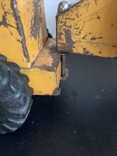 Vintage Wyandotte Belly Dump Earth Mover Pressed Steel Yellow Dump Truck 23” Toy - Picture 24 of 24