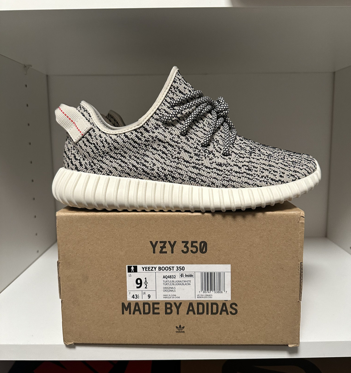 aq4832 yeezy boost