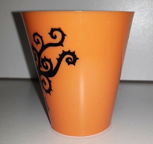 14 Dekuyper Orange And Black Halloween Themed Plastic Shot Glasses - Picture 2 of 3