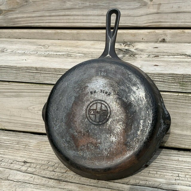 Vintage Griswold No 7 Cast Iron Skillet Fry Pan Double Spout Handle 10