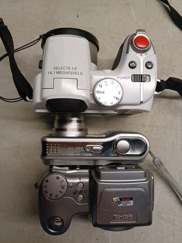 LOT of 3 Cameras AGFAPHOTO Selecta 14, KODAK EasyShare, NIKON Coolpix - UNTESTED - Picture 8 of 18