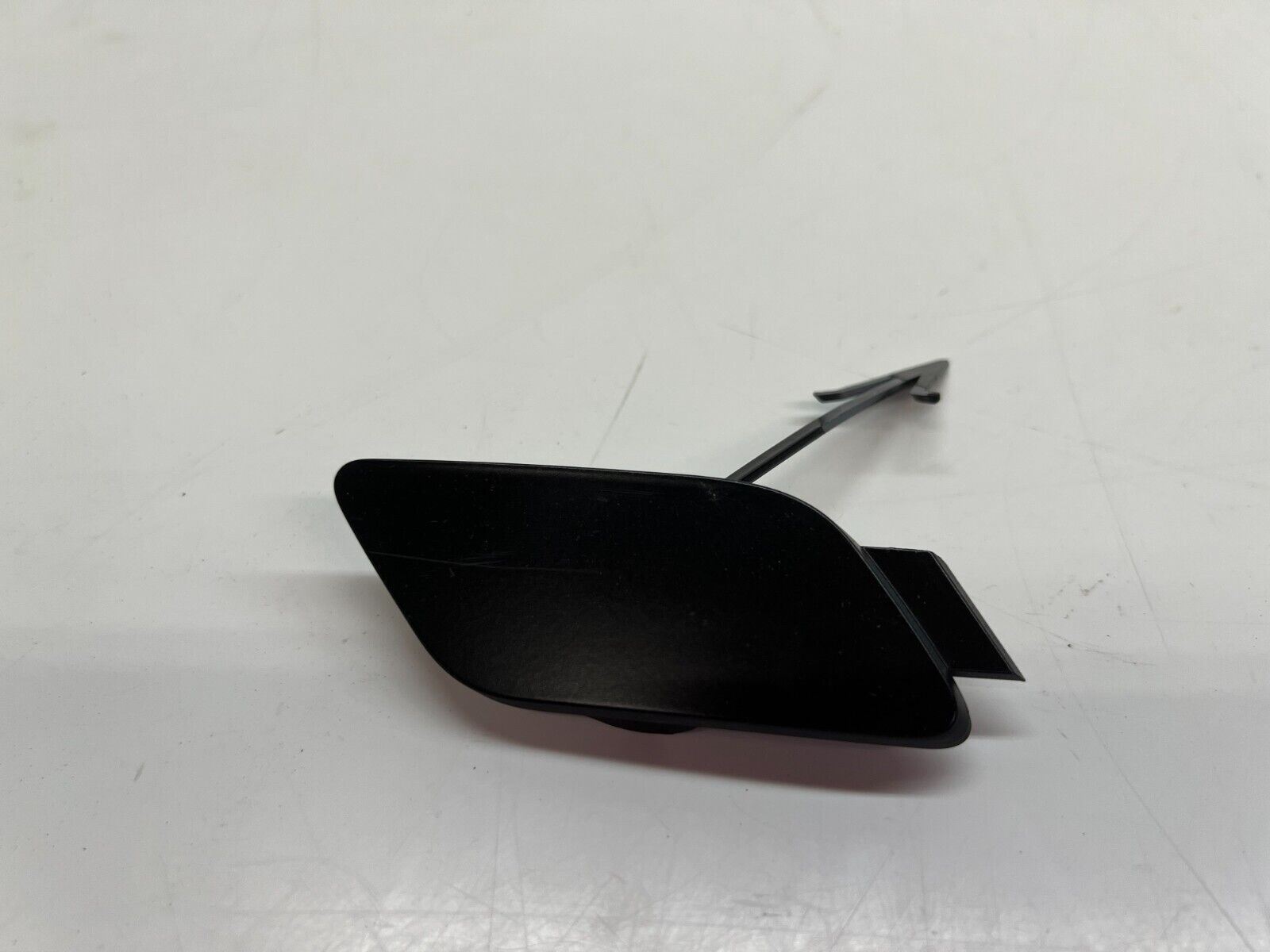 LAMBORGHINI AVENTADOR DRIVER LEFT TOW HOOK EYE COVER OEM 470807441