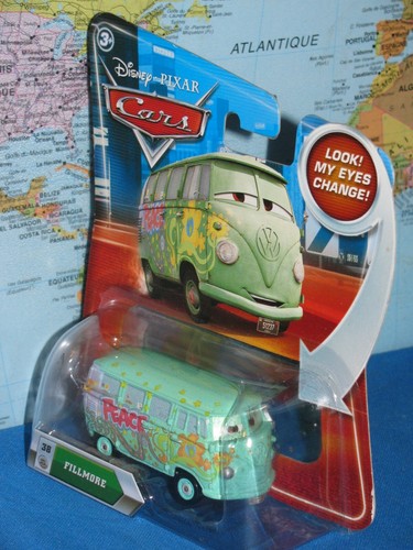 DISNEY PIXAR CARS FILLMORE VW PEACE #38 LOOK MY EYES CHANGE **BRAND NEW & RARE** - Picture 6 of 6
