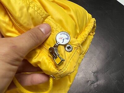 RARE Auth Men's MONCLER Grenoble Yellow Down Puffer Logo RARE Auth Men's MONCLER Grenoble Yellow Down Puffer Logo