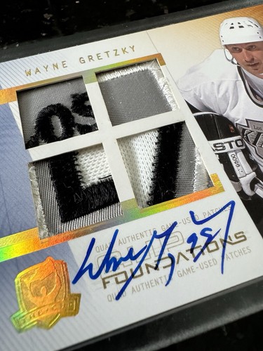 2009/10 The Cup Limited Foundations Quad /5 Auto Patch Wayne Gretzky Game-Worn - Picture 2 of 3