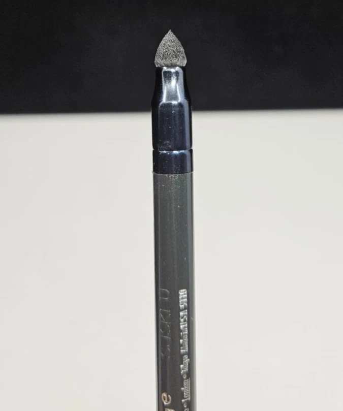 Lápiz de ojos Borghese Eye Accento verde Olivia 0,04 oz - ¡OFERTA DE VACACIONES!!! Foto 4 de 4