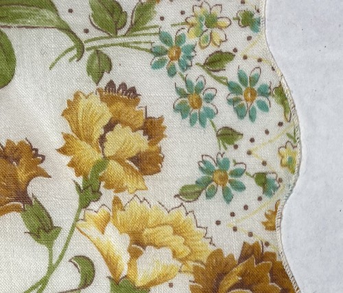 "Panel floral vintage de oro amarillo flores de 16""x16""" - Imagen 3 de 4