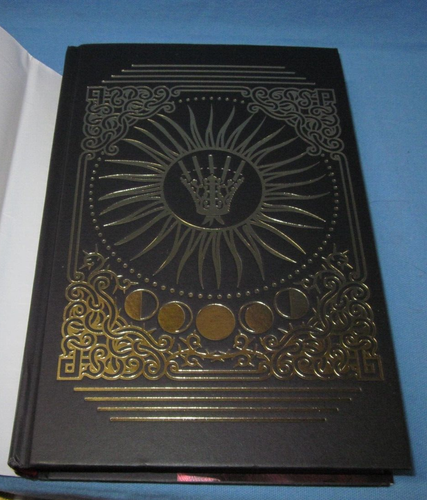 Five Broken Blades (Deluxe Limited Edition) by Mai Corland (2024, Hardcover) - Picture 6 of 7