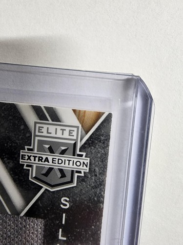 2017 Panini Elite Extra Edition Relic Autograph Gleyber Torres /49 #FTSA-GT Auto - Picture 3 of 9