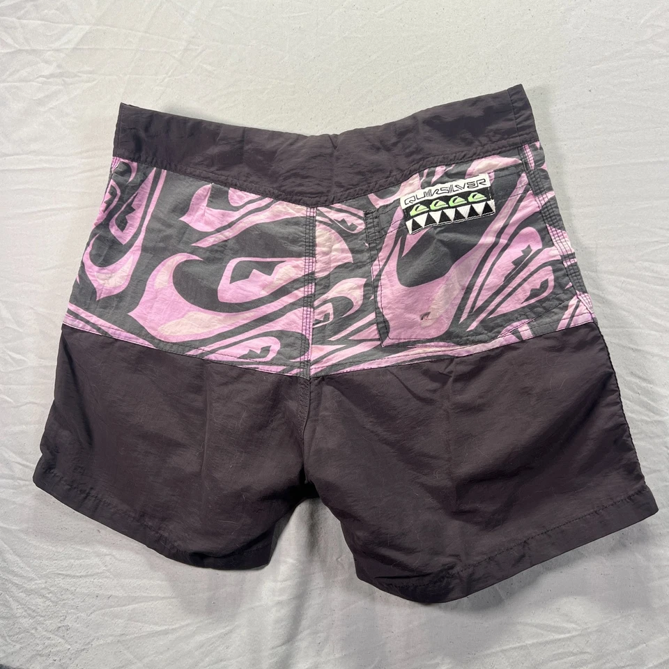 Pantalones Cortos de Natación Quiksilver De Colección Hombres 30 Cintura Rosa Geométrico Surf Años 90 Foto 2 de 4