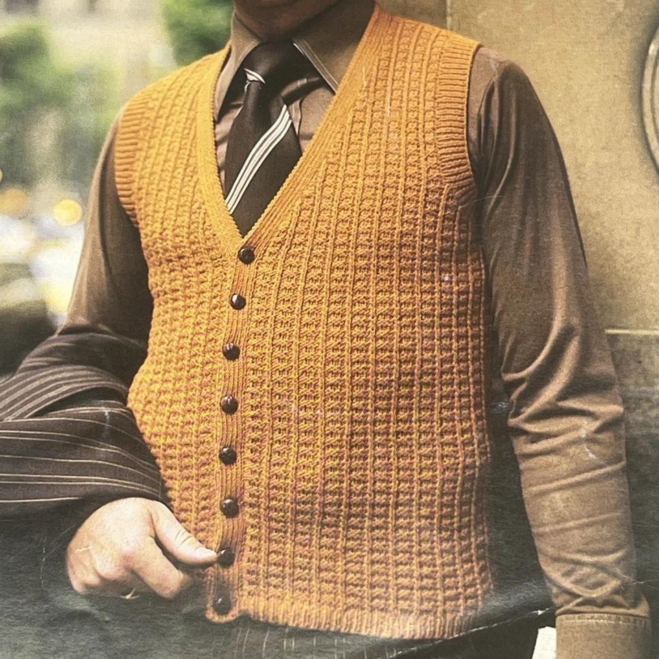 PATONS Vintage Knitting Book 513 Knitted vests/Crochet Designs 60’s Fashion - Image 3 of 4