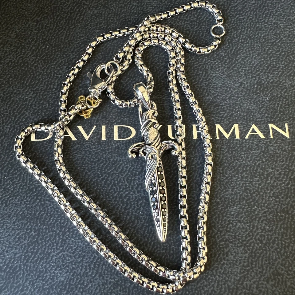 Colgante Daga David Yurman Plata de Ley y Diamante Negro Onda con 60 cm Foto 4 de 4