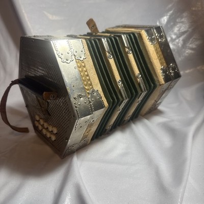  ACCORDION ARALDO DOUBLE ORGAN MUSICAL INSTRUMENT ANTIQUE VINTAGE