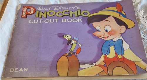 RARE VINTAGE 1940 Walt Disneys "PINOCCHIO* Cut-Out Book Intact READ