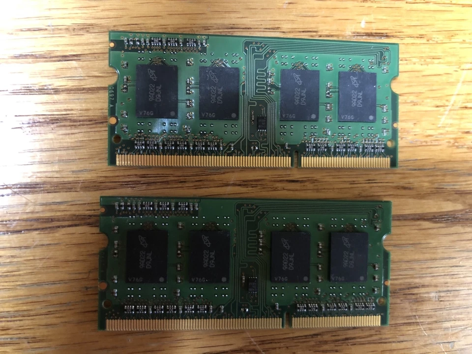 PC3-8500 Micron 2 @ 1 gb RAM / Memory - Image 2 of 2