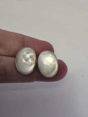 Sterling Silver .925 Vintage Oval Mother Of Pearl Stud Earrings Gorgeous ATI MEX