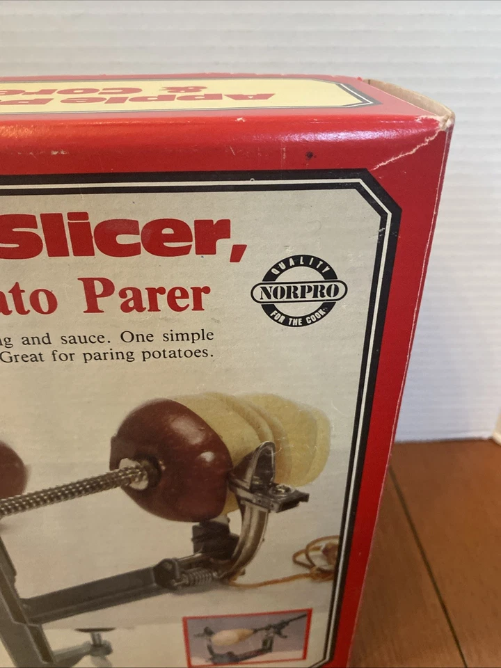 De Colección Norpro Manzana/Patata Parer, Cortador y Corer Metal con Abrazadera enlatado Hornear Foto 2 de 4