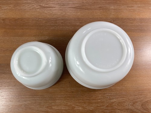 Vtg Hamilton Beach Scovill 10 Speed Mixer Model 020 Beaters & 2 Pyrex Milk Bowls - Picture 15 of 16