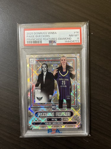 Paige Bueckers 2025 WNBA Donruss Franchise Features Rookie Diamond RC #16 PSA 8