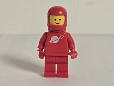 Lego Classic Spaceman Red Minifigure sp005.