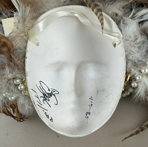 Máscara facial de dama de colección de 10" de porcelana Art Deco creaciones únicas plumas perlas - Imagen 3 de 4