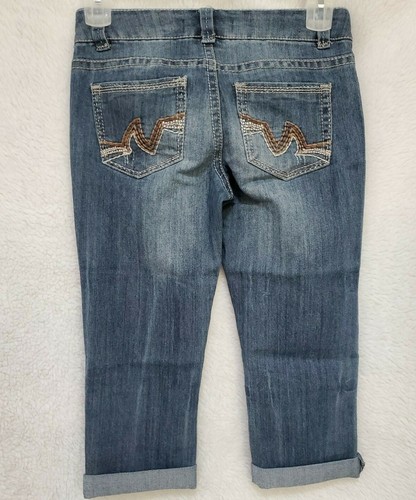 No Boundaries Juniors Womens Capri Jeans Pants Size 5 Blue - Picture 9 of 24