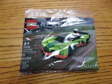 New 2022 Lego Speed Champions 30434 Aston Martin Valkyrie AMR Pro Polybag Set