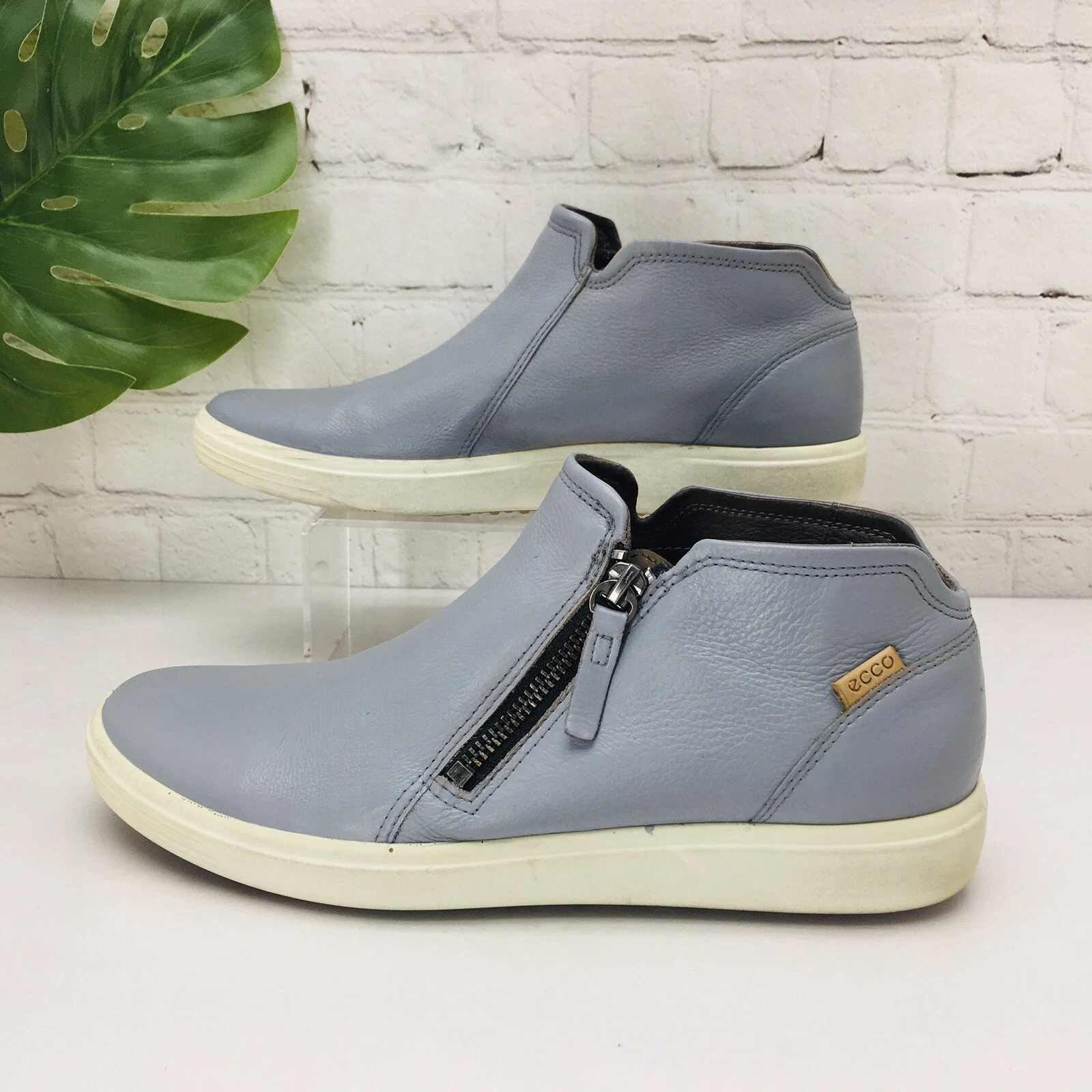 ECCO Women's Soft 7 Sneakers Size 40 EU/ 9 US Mid Bootie Gray Leather Side Zip