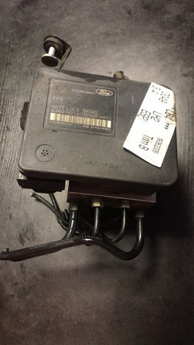 Ford Focus 2007 ABS Pumpe 8M512C405AA