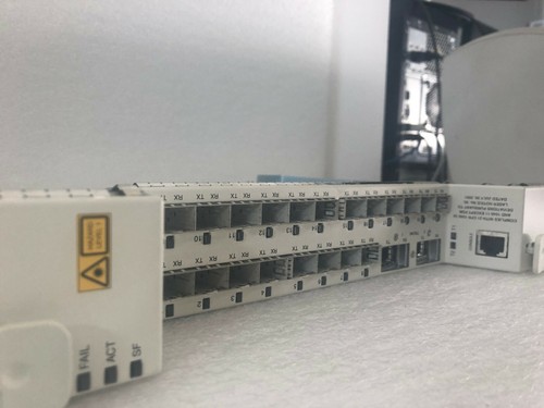 Cisco ONS 15454-GE-XP 20 porte GE e 2 porte 10GE modulo Gigabit Ethernet Xponder - Foto 2 di 3