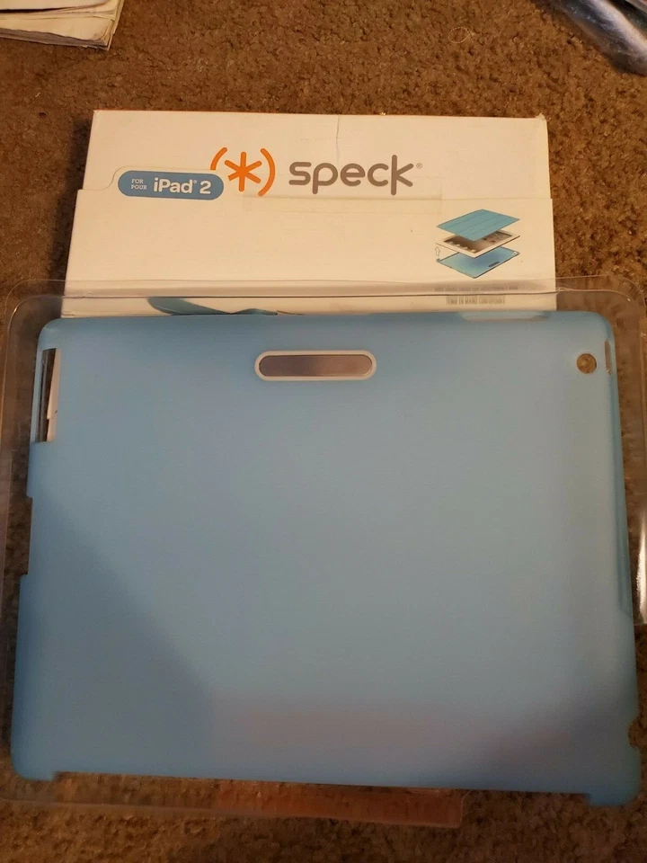 Speck Smartshell Tablet Case iPad Gen 2 and 3 Light Baby Blue - Image 2 of 3