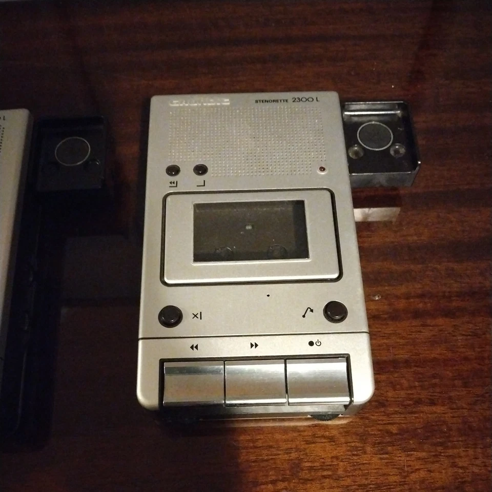 2 Stück Grundig Stenorette 2300L  nicht getestet  - Bild 3 von 4