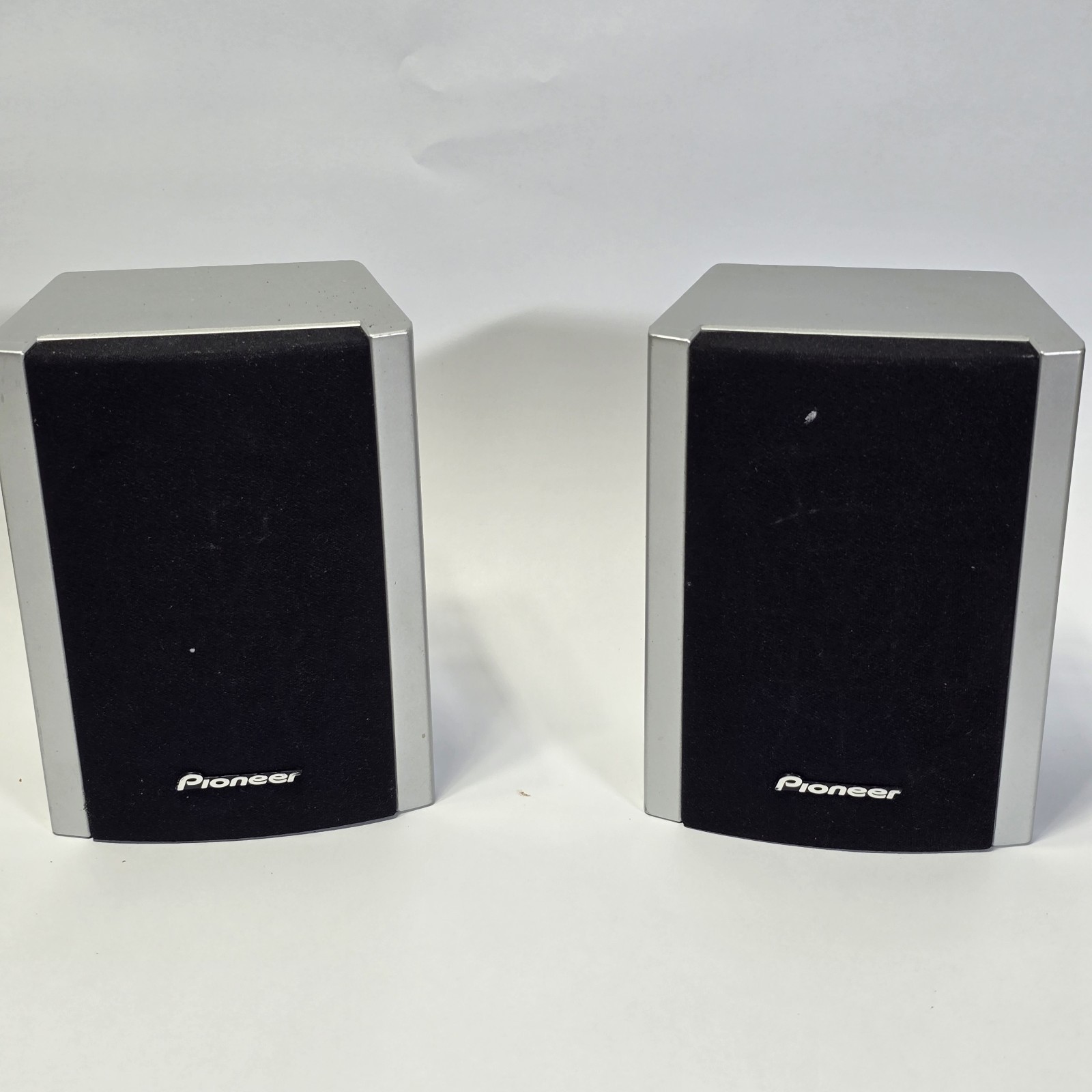 Pioneer S-FCRW861-S Compact Home Theater Speakers Pair 100W 8 Ohm Silver Black