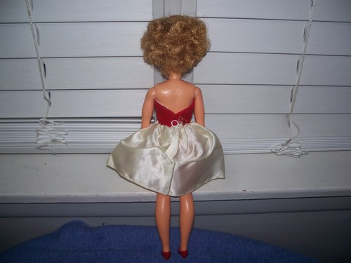 Vintage Tammy Doll Lot Outfits Shoes Accessories Blanket & Book by Ideal - Picture 3 of 19